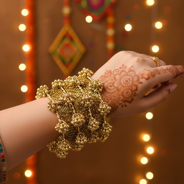 The "Kashmiri Viral" Metal Stack | Unbreakable Guchha Charm Bangles (Set of 28)